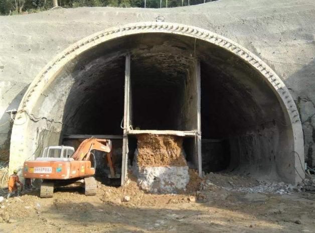 中空注浆锚杆用于隧道